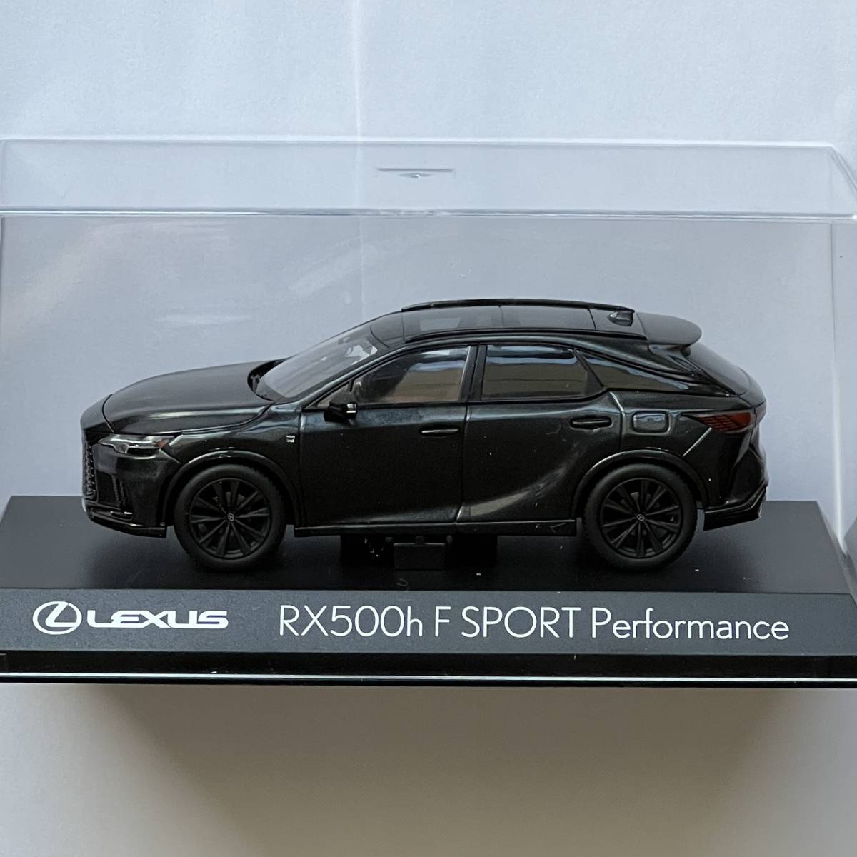 新型レクサスRX500h F SPORT Performance1/43ミニカー 京商(乗用車 
