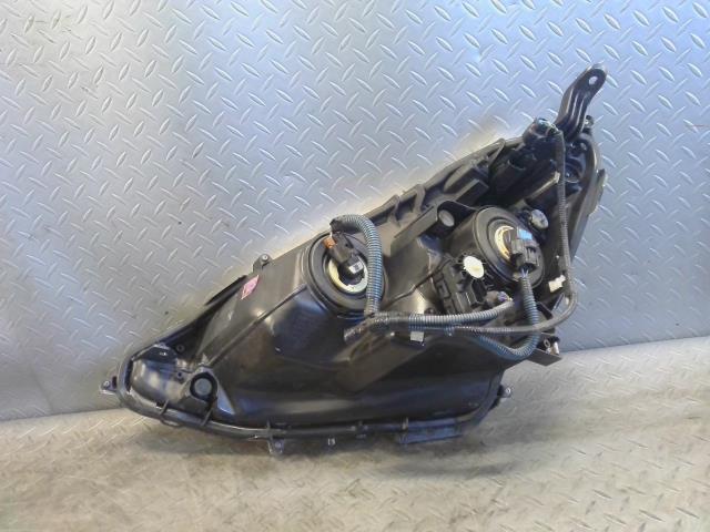 赤字超特価，限定セール アクア DAA-NHP10 右ヘッドライトASSY G 1F7 コイト 52-244 ハロゲン 34970