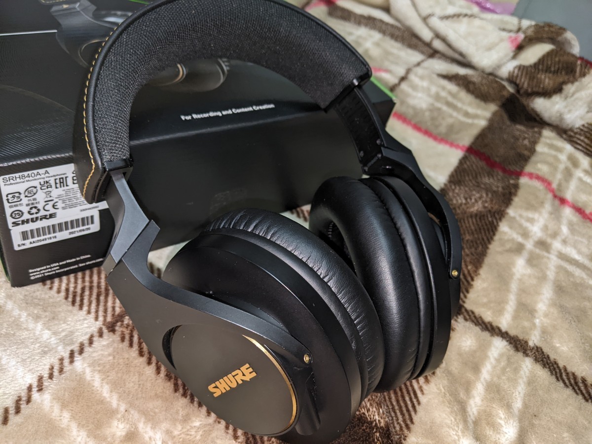 【中古美品】SHURE　SRH840A プロフェッショナル・スタジオ・ヘッドホン 密閉型　シュア_3
