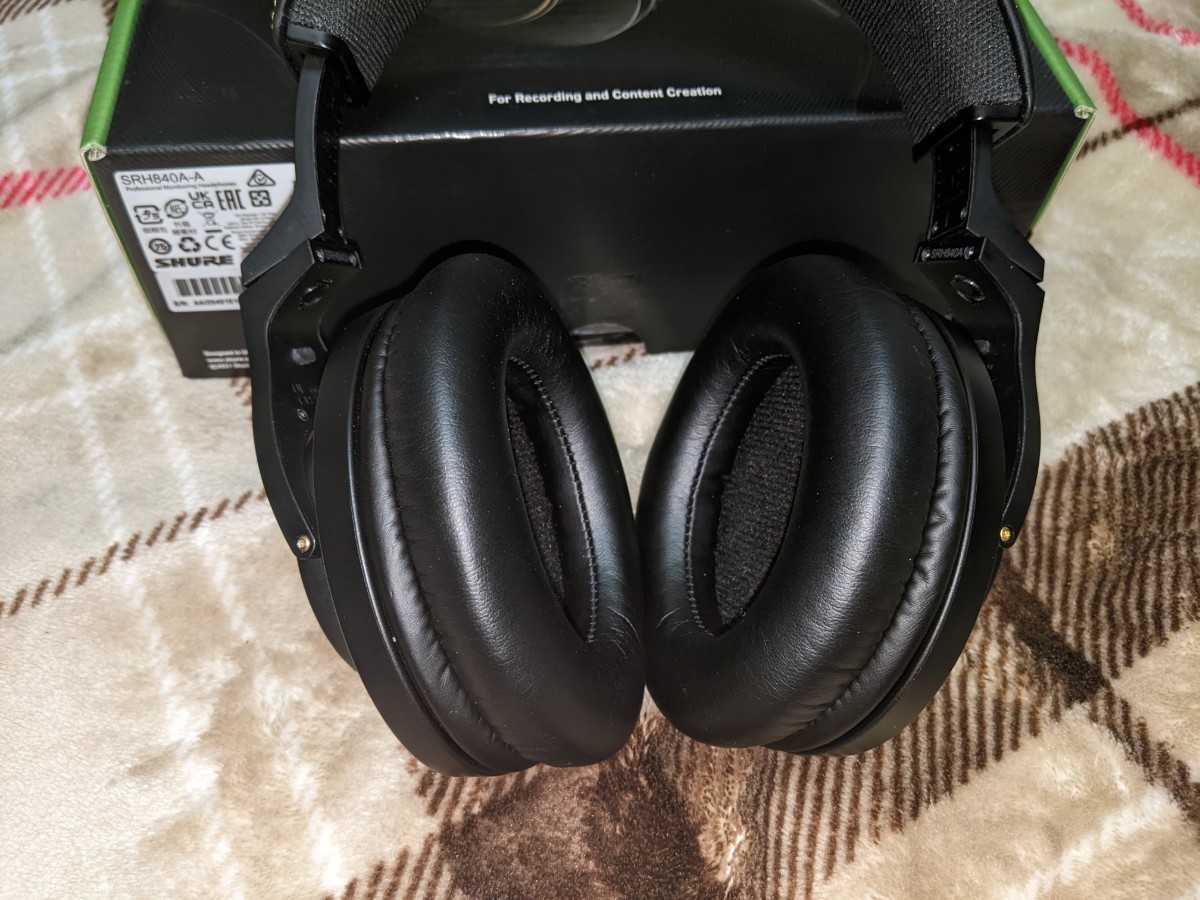 【中古美品】SHURE　SRH840A プロフェッショナル・スタジオ・ヘッドホン 密閉型　シュア_5