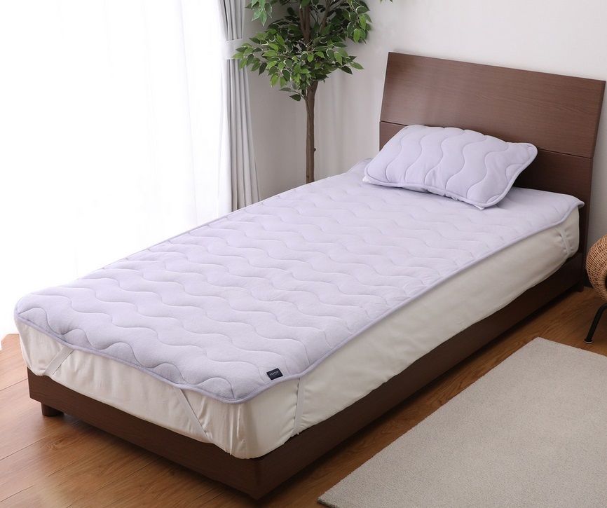 ＜クイーン＞快眠博士　“ＺＥＰＰＩＮ”　寝汗の吸水力が違う！　爽やかパイルの敷きパッド　　定価30，800円（＃338-001