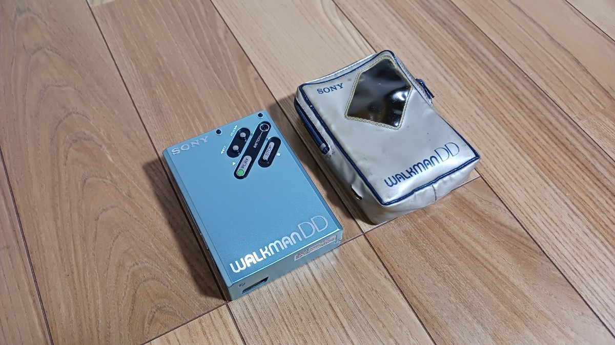 ☆美品☆　YSONY ソニー WM-DD WALKMAN DD ウォークマン ポータブルカセット 