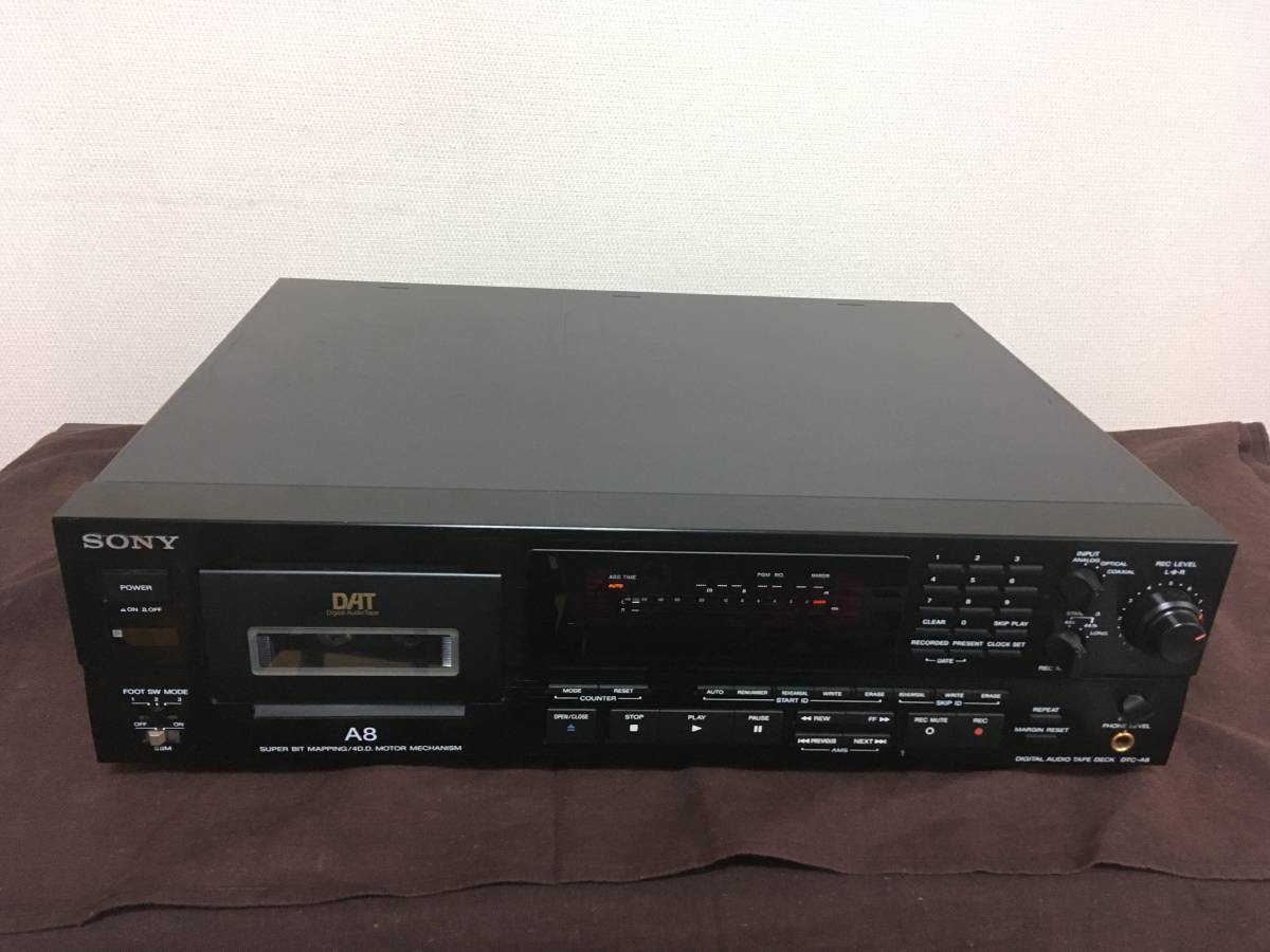 ジャンク　故障品　キズ多　汚れ多　SONY ソニー DATデッキ DTC-A8 