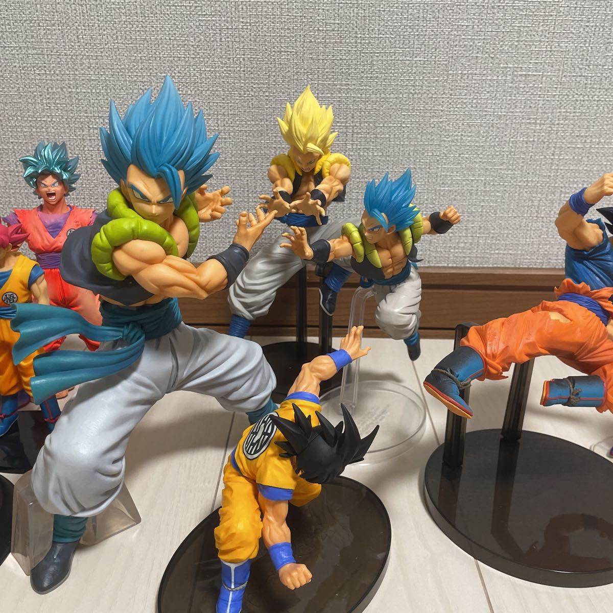 ドラゴンボール フィギュア 一番くじ 孫悟空 ゴジータ ブロリー