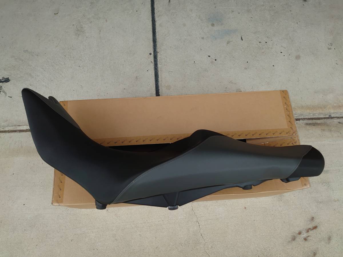 BMW F650GS(TWIN) F700GS F800GS 用の純正コンフォートシート(BMW用 