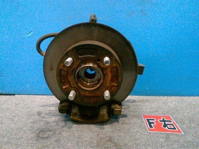 7kurudepa アルト HBD-HA36V 右 フロント ナックル ハブ R06A 45111-74P00 [ZNo:02013267] 135623