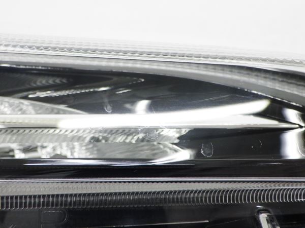 F06847 セレナ C27 後期 右フロントコンビネーションランプ ハロゲン
