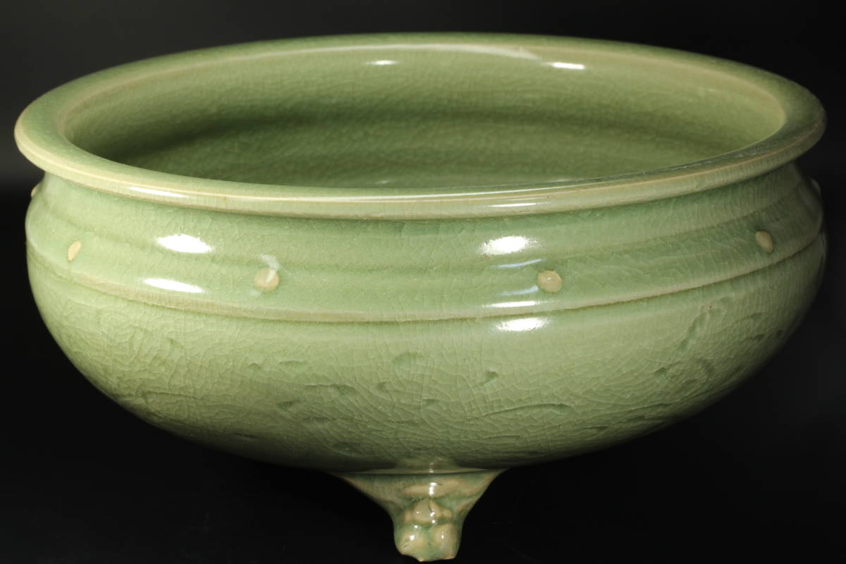 アンティークー中国龍泉窯の大皿-未使用 アンティークー中国龍泉窯の大皿-