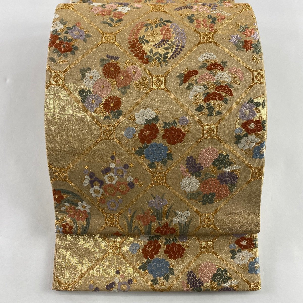袋帯 秀品 美品 六通 草花 金糸 正絹 格天井 箔 中古 金色 正絹｜