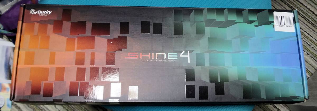 Ducky SHINE4 （緑軸、未開封新品　）