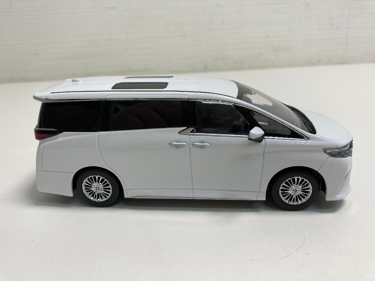 トヨタ アルファード Z プラチナホワイトパールマイカ」の中古車を
