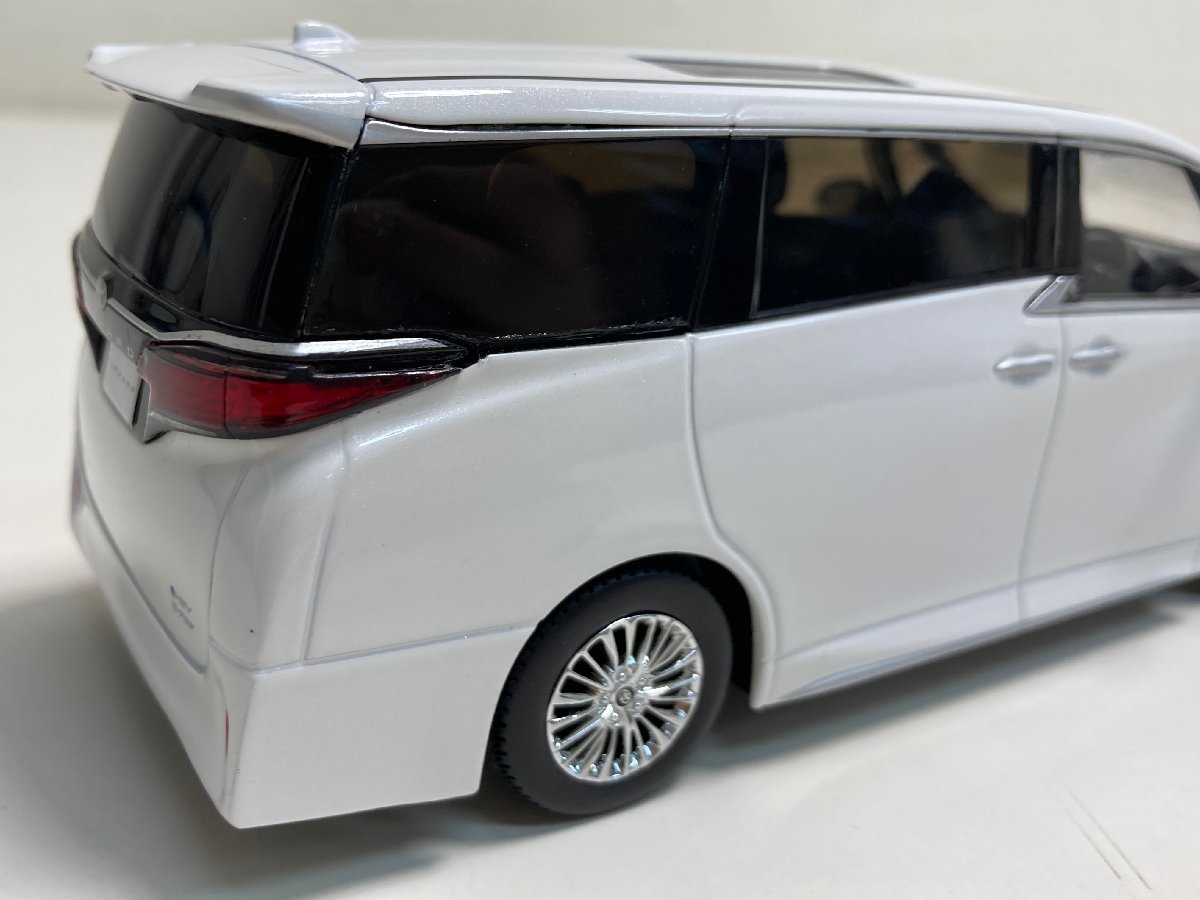 トヨタ アルファード Z プラチナホワイトパールマイカ」の中古車を
