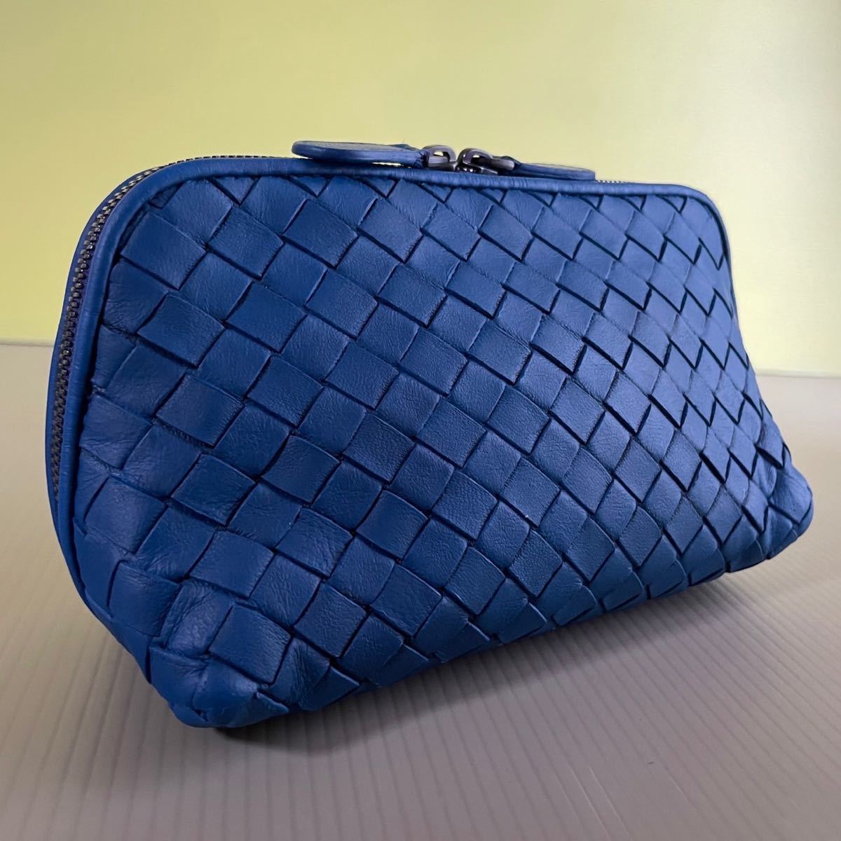 １円　美品 ボッテガヴェネタ ポーチ バニティバッグ イントレチャートレザー ブルー　編み込み 男女兼用 メイク コスメ 