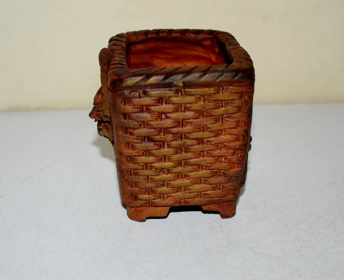 『現代小鉢作家展、金賞受賞作家』『人気作家』『出来栄え最高』谷 嵐山の窯変編み篭吉祥浮彫長方懸崖形の約9，0㌢の鉢