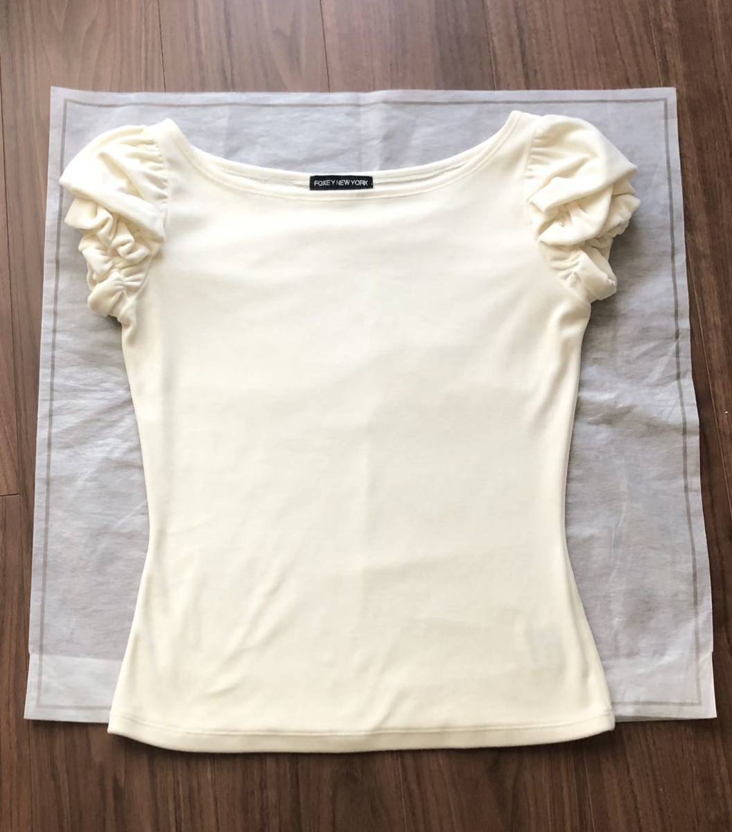 Tシャツ/カットソー(半袖/袖なし) フォクシー トップス ホワイト 半袖