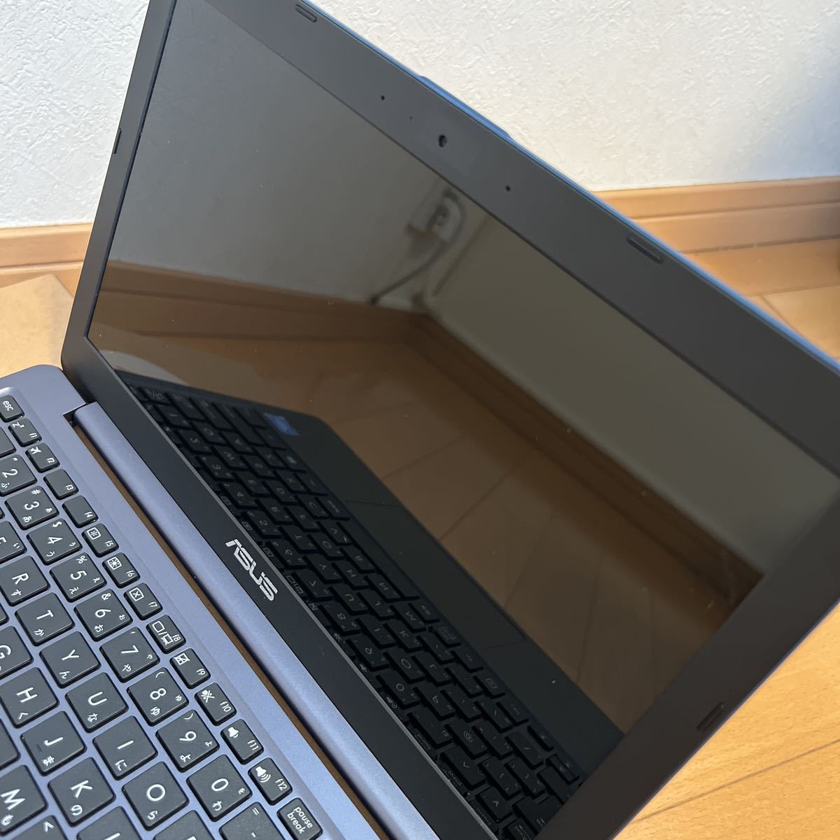 ASUS VivoBook E203N LCD 11.6インチ Intel N3350 Windows10 中古 