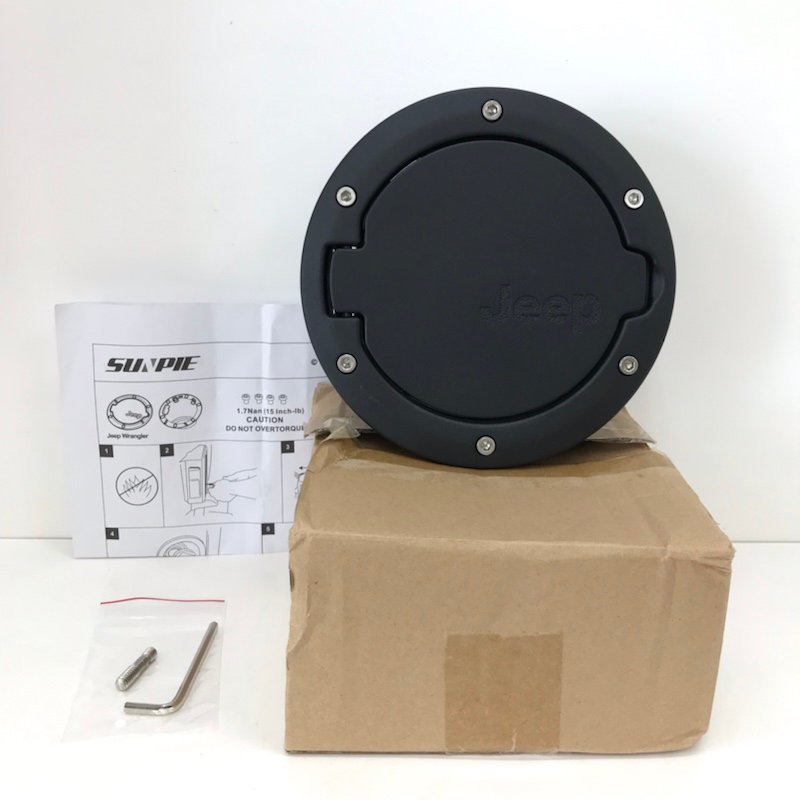 230323PT390194 JEEP ジープ アンリミテッド サハラ 給油口 カバー ガスキャップ ブラック