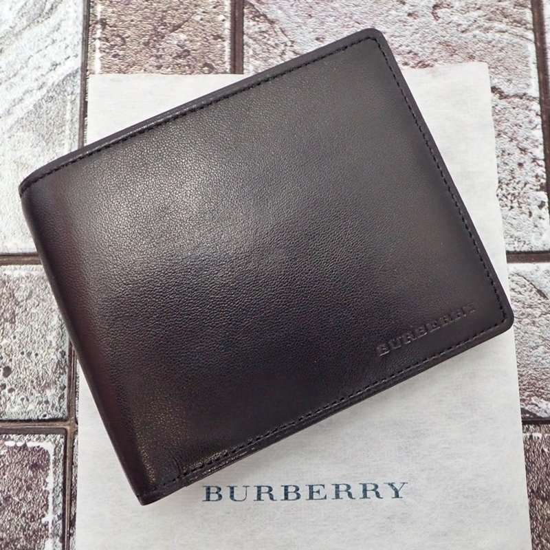 極上美品 】 バーバリー YD251-AE09 二つ折り 財布 ラムスキン