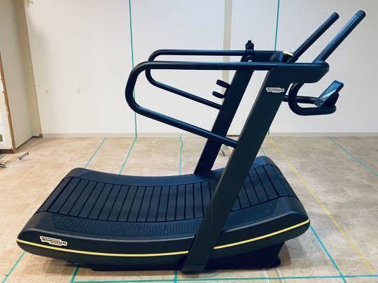 TechnoGym Skillmill Console テクノジム スキルミル コンソール 業務用 自走式 トレッドミル(ランニングマシン ...