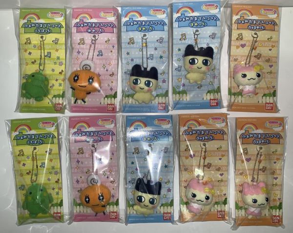 バンダイ　ふぁみりーイロイロ！たまごっち＋　ふぁみたまマスコット　１０個セット