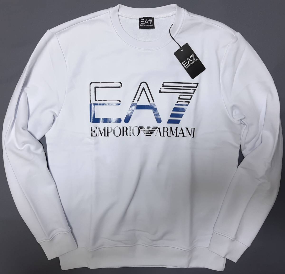 新品] EA7/EMPORIO ARMANI ラバービッグロゴ入り【メンズ・スウェット 