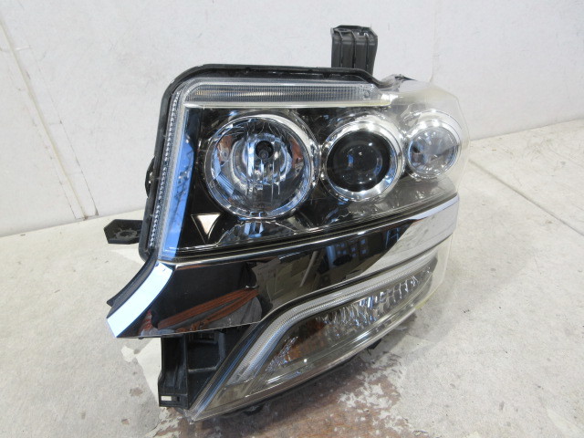ホンダ　N BOX　カスタム　JF1/JF2　前期　純正　青LED　HID　左ヘッドライト