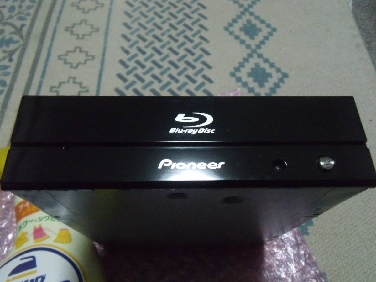 Pioneer BDR-S11JBK ブルーレイディスクドライブ BDR-S11J-X 特長