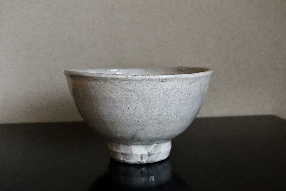 粉引茶碗　李朝期　高麗茶碗　/ 検索用ワード: 粉引　粉青　化粧掛け　高麗　李朝　茶碗　刷毛目　無地刷毛目　竹節高台