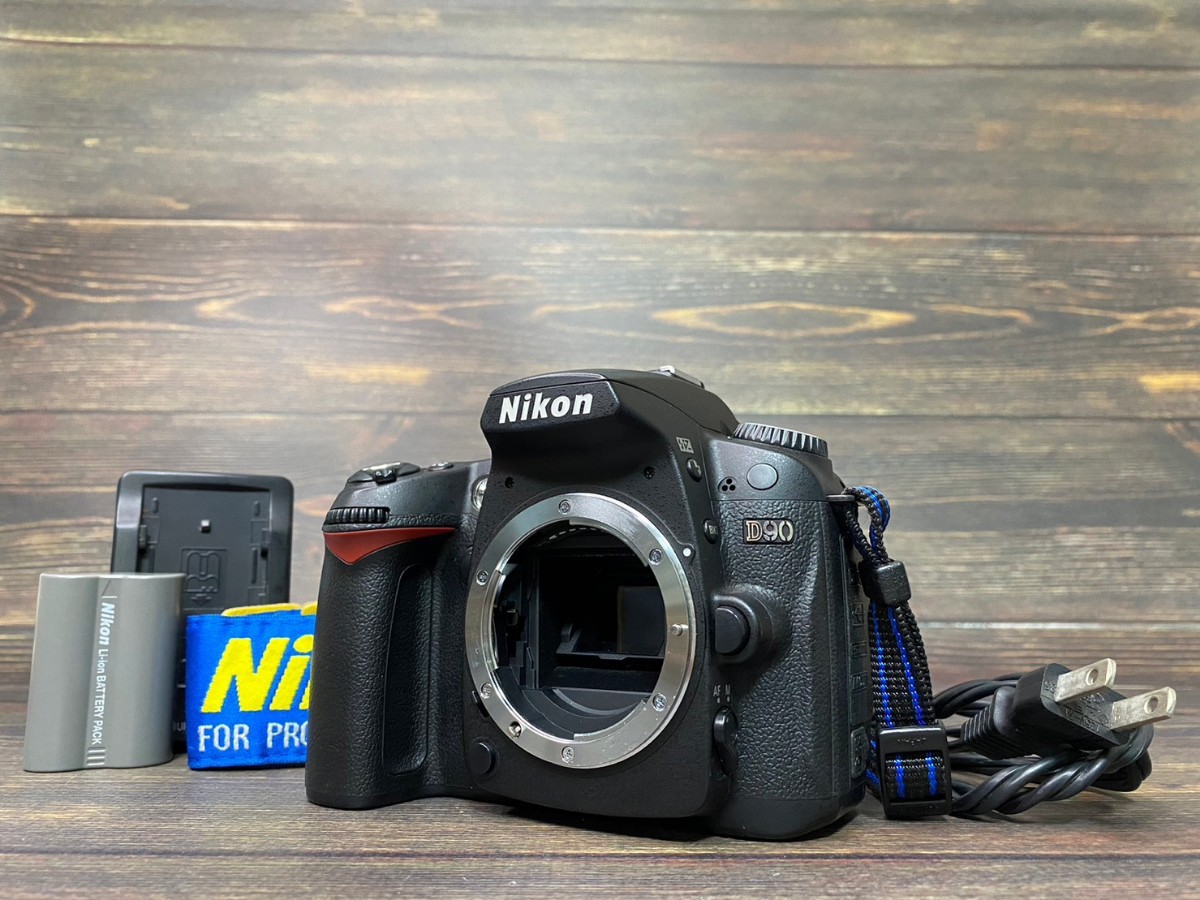 Nikon デジタル一眼レフカメラ D90 ボディ Nikon デジタル一眼レフ 