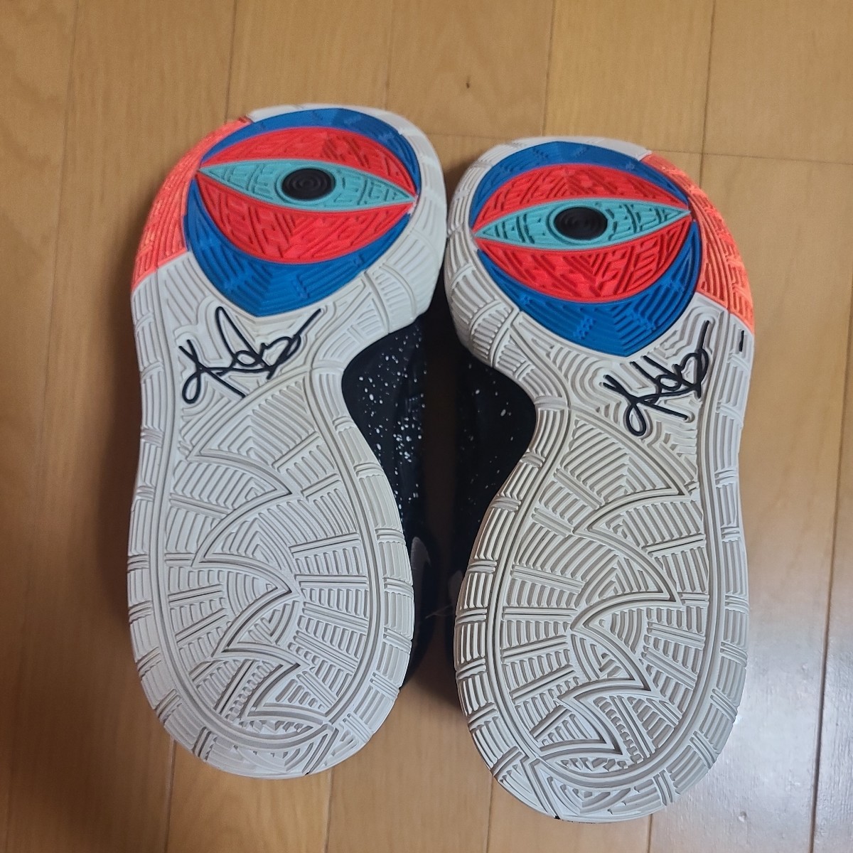 NIKE ナイキ バスケットボールシューズ バッシュ カイリー6 スニーカー _5