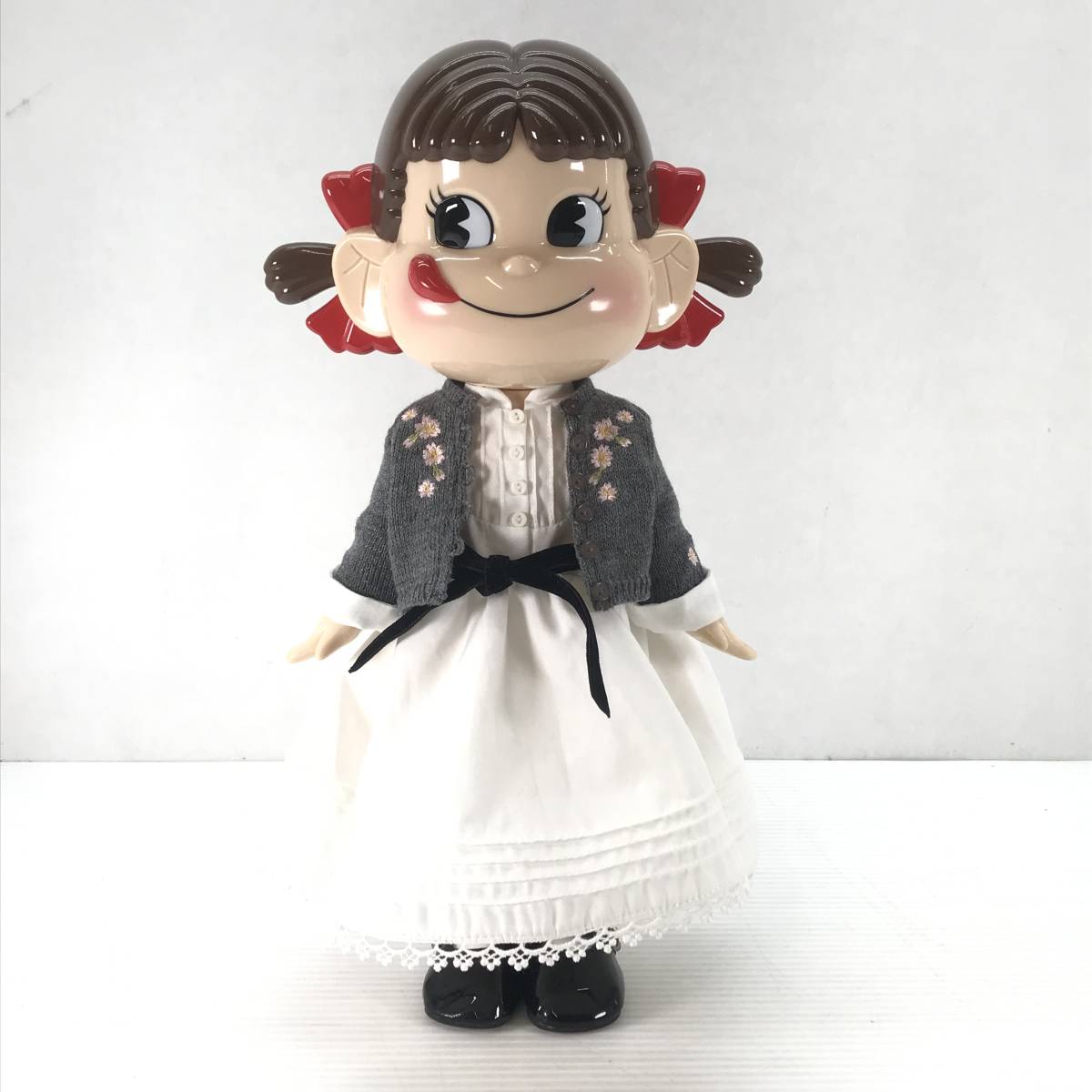 □中古品□ 不二家 □中古品□ 不二家 FUJIYA フィギュア ペコちゃん