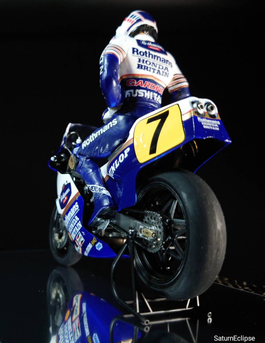 完成品 NS500 1985 ロスマンズ ワインガードナー フィギュア 模型 バイク プラモデルタミヤ SE (NSR250R SP MC16 MC18 MC21 MC28 NS400R) 