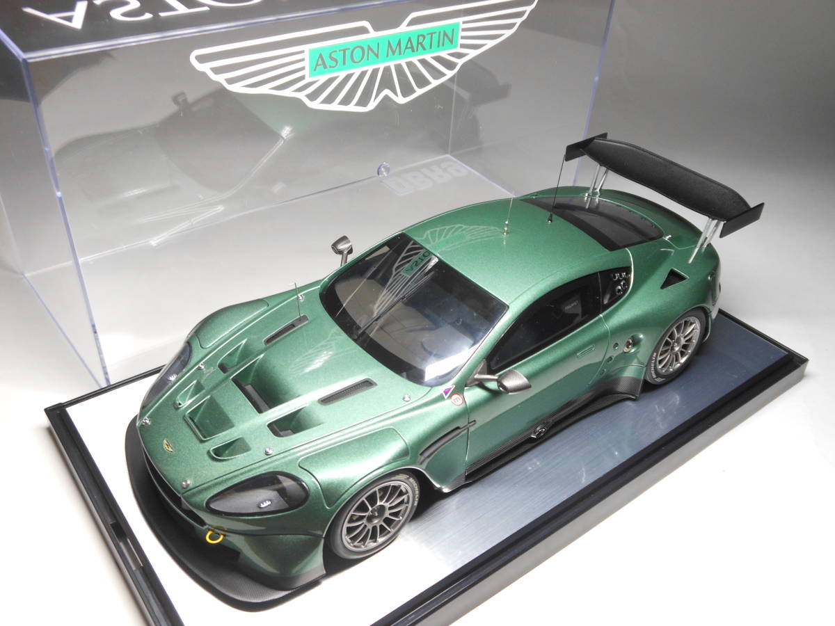オートアート 1/18 アストンマーティン DBR9…2004（ケース入り・箱無し