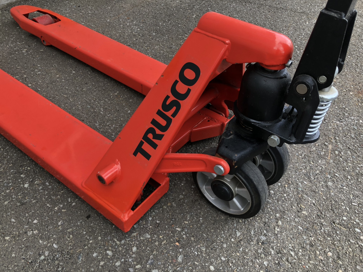 ✨TRUSCO　中古　THPT15-105-55S　ハンドパレットトラック 1.5ｔタイプ✨うるま市田場✨ THPT1510555S ハンドパレットトラック1．5t(軽量型) TRUSCO 標準タイプ