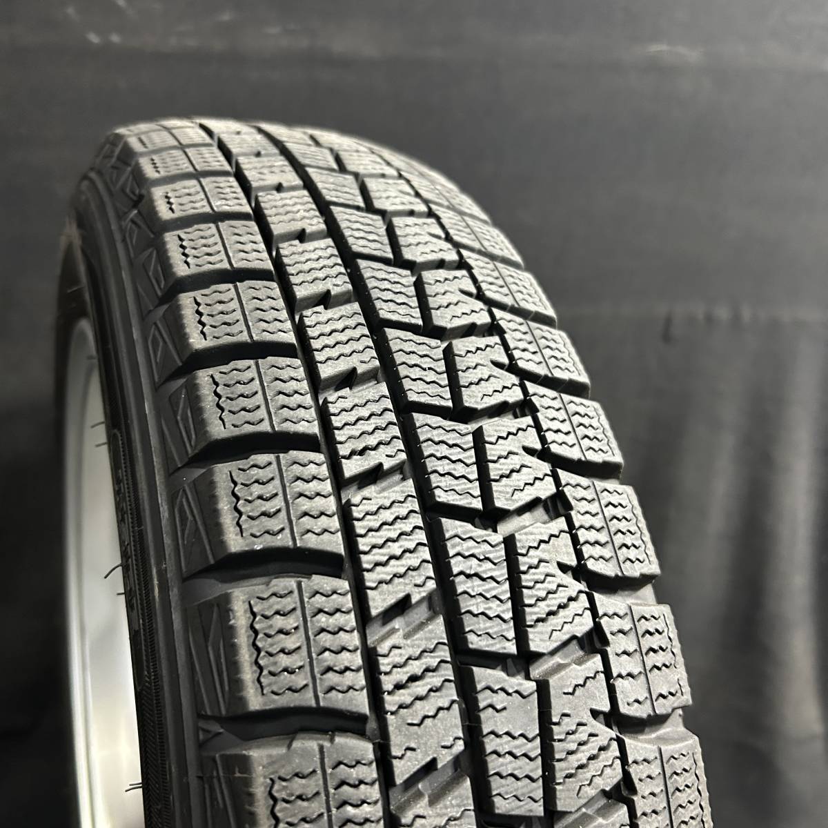 バリ山☆ 155/65R14 ダンロップ WM01 4.5J ＋46 4穴PCD100 N-BOX N-