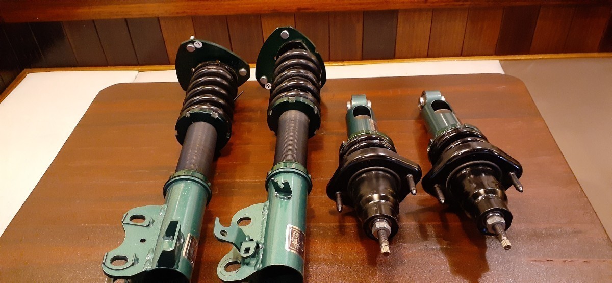 ストリームRn6 Rn8日正タイヤワンオフ車高調