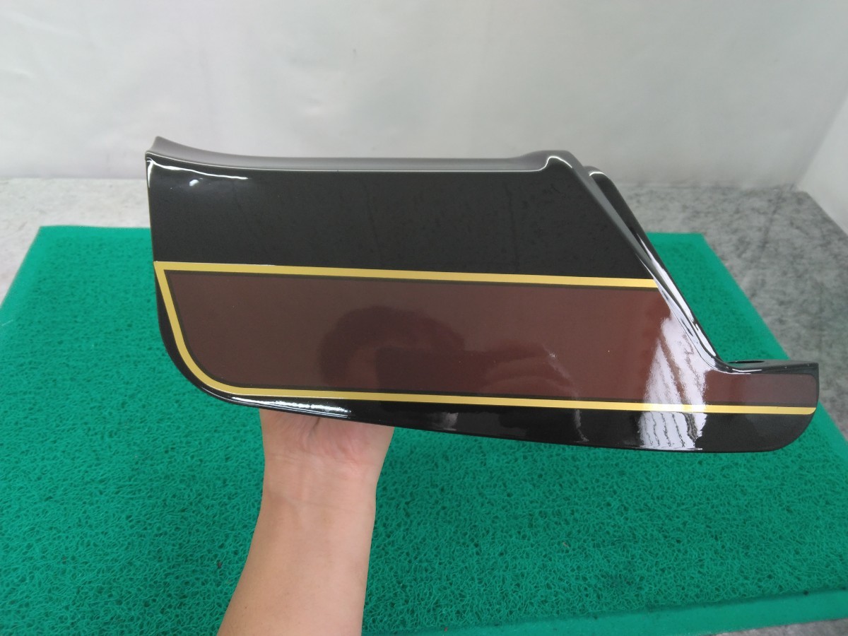 Z400FX テールカウル E4 カラー 塗装後未使用 (検 Z500B Z500FX Z550FX 