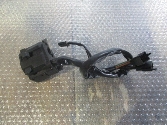 【安い，定番人気】 A5AJ09 ゼファー400 左 ハンドルスイッチ ZR400C S ZEPHYR400(カワサキ用)｜売買されたオークション情報、yahooの商品情報をアーカイブ公開 - オークファン カワサキ用