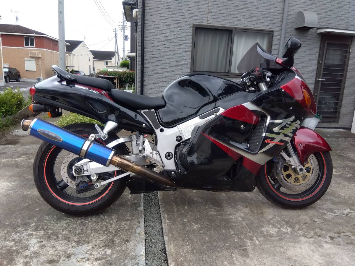 個人出品 GSX1300R隼 引き取り限定でお願いします 群馬県から おまけ付き