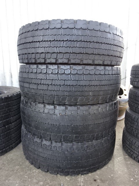 【激安大特価，高品質】 245/70R19.5 136/134J ミシュラン XDW ICEGRIP スタッドレス４本 050908(タイヤ)｜売買されたオークション情報、yahooの商品情報をアーカイブ公開 - オークファン タイヤ