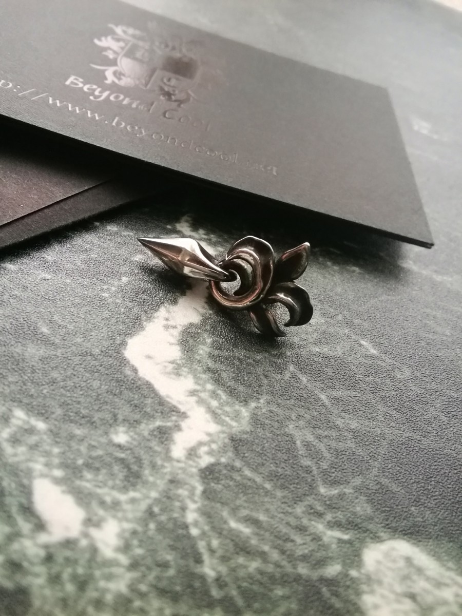 美品 Bloody Mary Light ピアス シルバー925 bloody mary Light ピアス シルバー925 K18 ブラッディマリー 人気