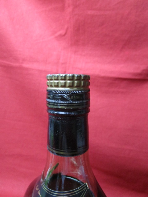 Y【7663】☆未開栓 Hennessy ヘネシー XO ☆ 古酒 700ml 40% 未開封