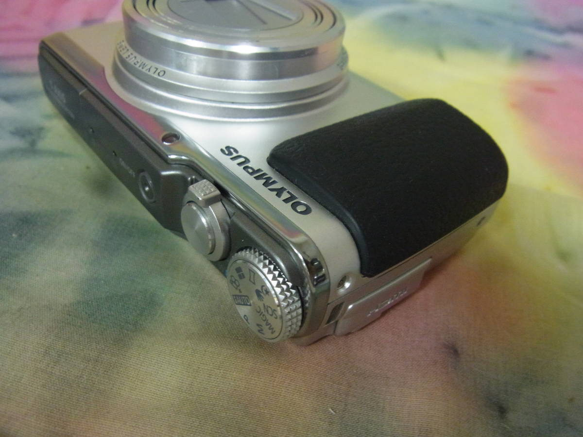 ☆OLYMPUS 5-AXIS STYLUS SH-60 デジタルカメラ デジカメ 24×WIDE 