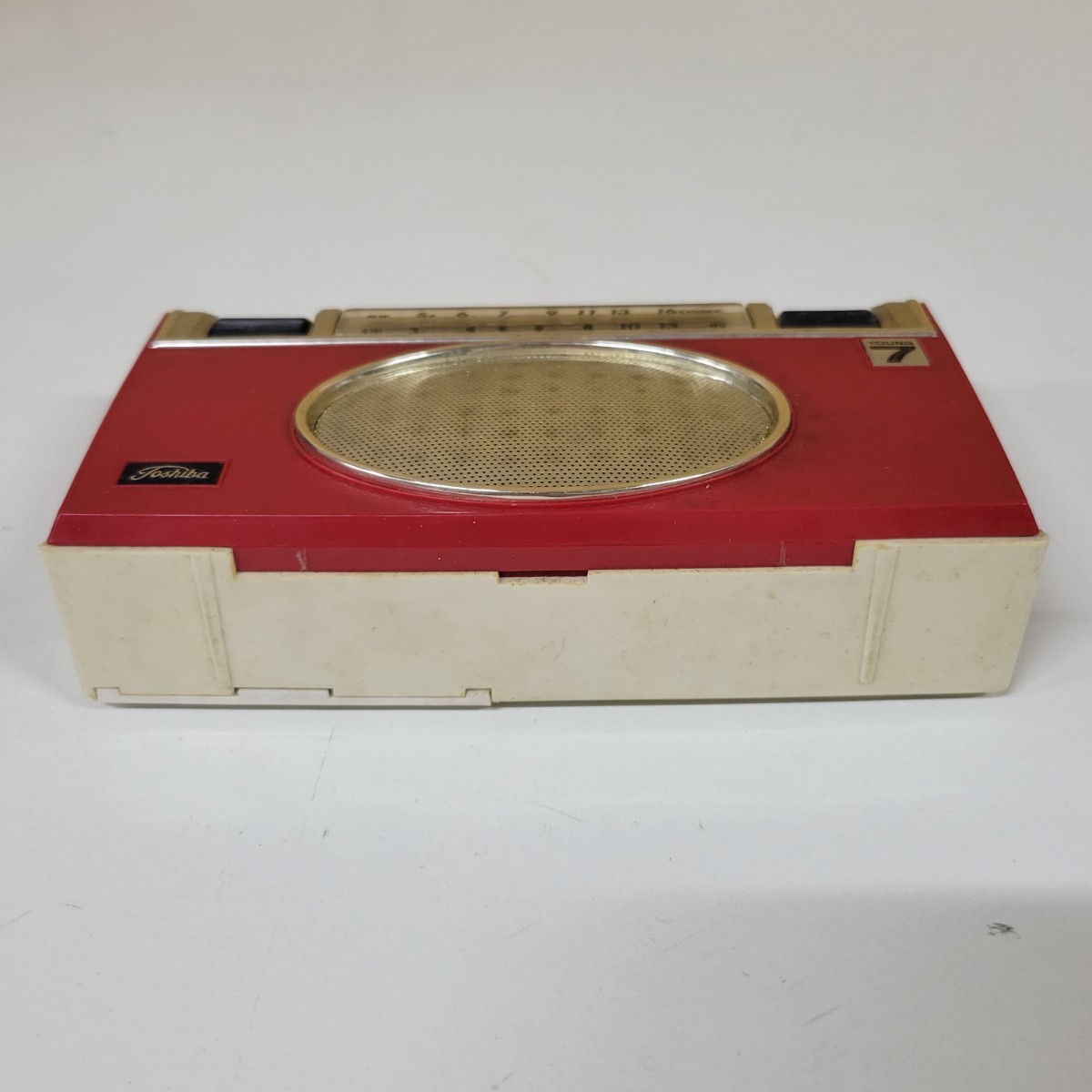 ジャンク品】当時物 稀少品！！東芝 TR-2000 ラジオ/ 動作確認済