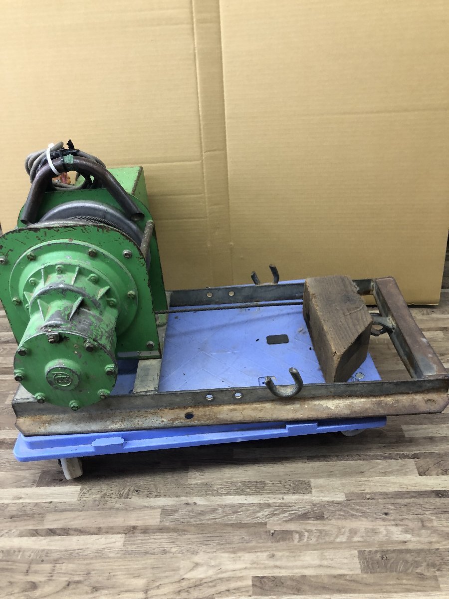 品 トーヨーコーケン ベビーマイティ MD-7 160kg 荷揚げ機 瓦揚げ機  