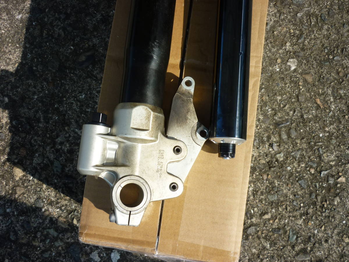 新作，品質保証 オーリンズ　CB1300SF　SB　SC54　０３～０９年用　OH前提でお安く出品です。