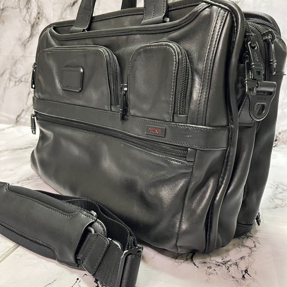 バック 極美品】トゥミ TUMI ビジネスバッグ オールレザー エクスパンダブル