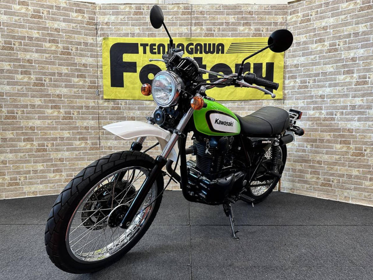 カワサキ 250TR インジェクションモデル タコメーターETC装着