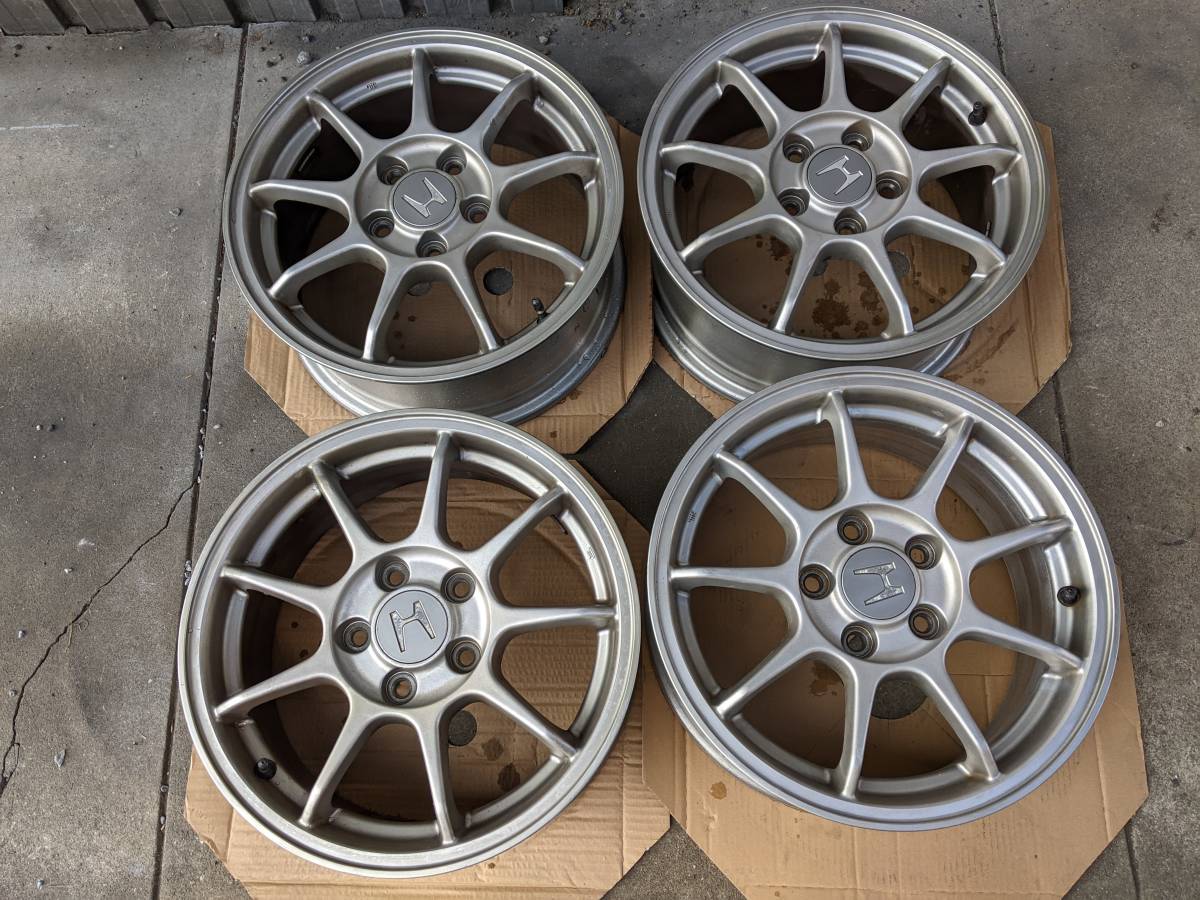 ホンダ　アコード　ユーロＲ　純正　16インチ　6.5Ｊ+55　PCD114.3　5穴　4本