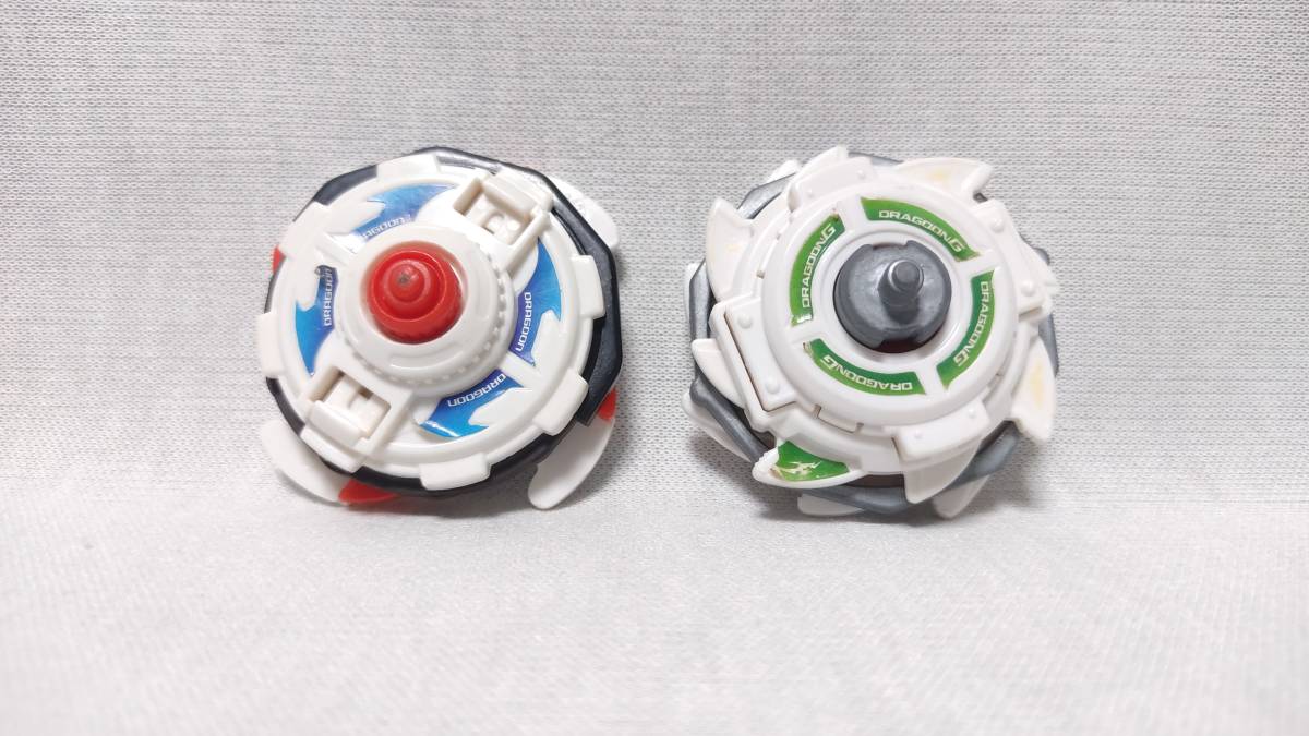 大人気，大得価 タカラ 爆転シュートベイブレード　ドラグーンGT、V2、F、G　4種セット